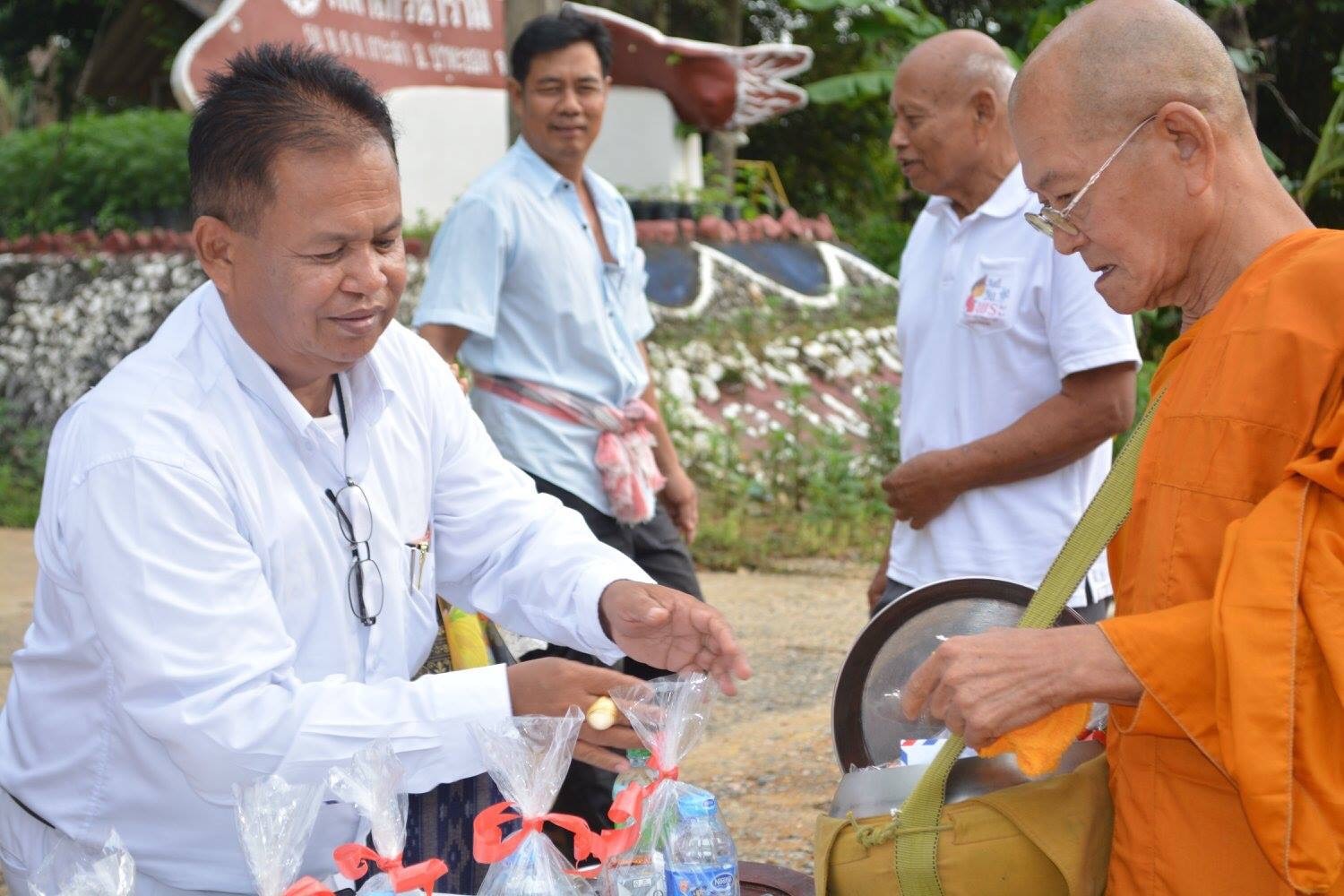 โครงการทักบาตรเทโวโรหณะ ประจำปี 2560